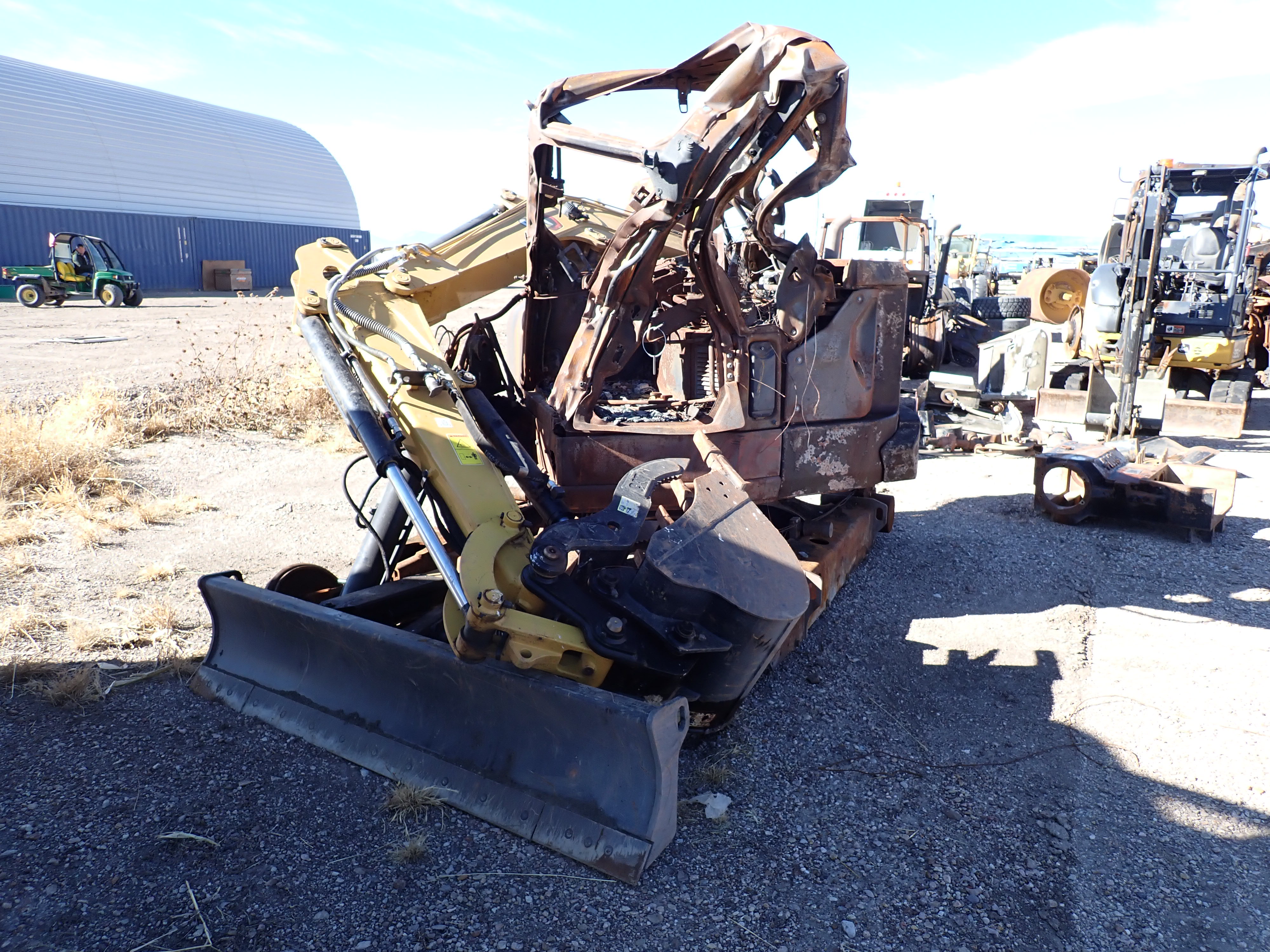 ./imagenes/INVOICE/2019/16373/EXCAVADORA CAT_ 305-7CE (9).JPG